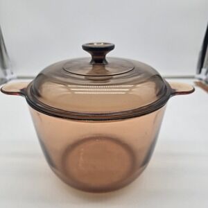 VTG Vision Corning Ware Amber 3.5 L Stock Pot Made in France w/ Pyrex Lid V-25-C